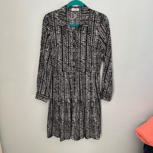Calvin Klein black and white long button down sleeve dress size 6